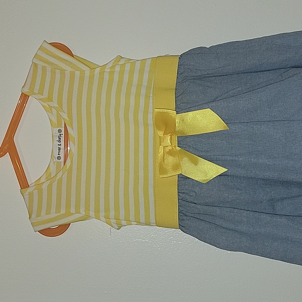 Girls dress